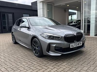 Usado BMW 118 M Sport 134 CV (98 kW) 2023 Gris Utilitario
