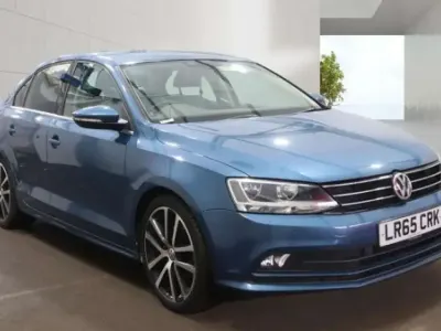 Used VW Jetta GT 150 HP (110 kW) 2015 Blue Sedan