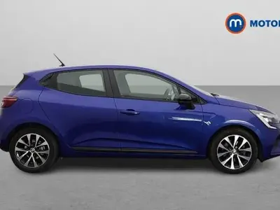 Used Renault Clio Evolution 145 HP (106 kW) 2023 Blue Hatchback