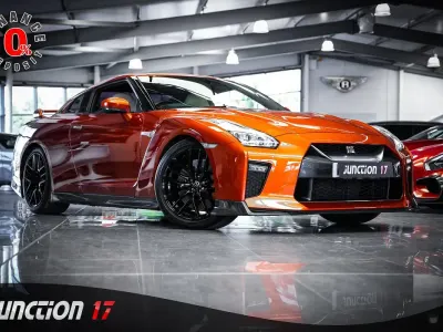 Used Nissan GT-R Prestige 570 HP (419 kW) 2016 Gold Coupe