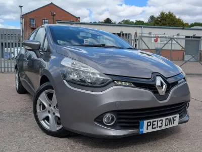 Used Renault Clio IV Expression+ 75 HP (55 kW) 2013 Grey Hatchback