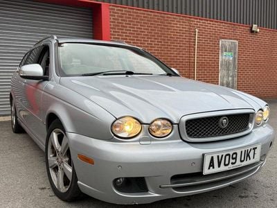 Silver Used 2009 Jaguar X-type SE Estate | £3,395 (Fair price)