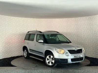Used Skoda Yeti GreenLine 105 HP (77 kW) 2013 Silver SUV