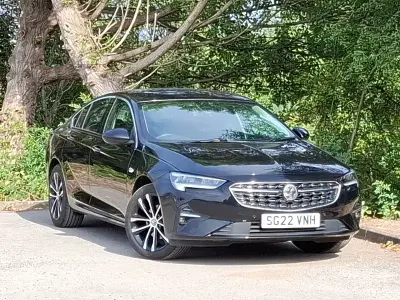 Used Vauxhall Insignia Edition 122 HP (89 kW) 2022 Black Hatchback