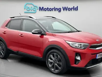 Used Kia Stonic First Edition 110 HP (80 kW) 2017 Red SUV