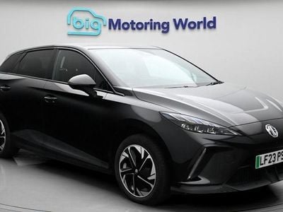 Begagnad MG MG4 EV Trophy 150 kW (204 HK) 2025 Halvkombi