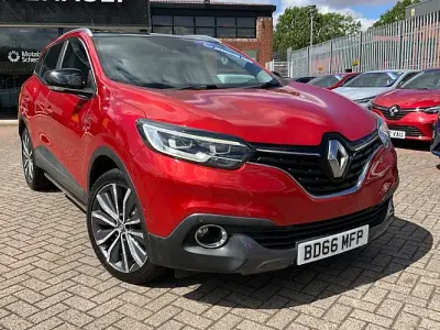 Used Renault Kadjar Signature S 131 HP (96 kW) 2016 Red SUV