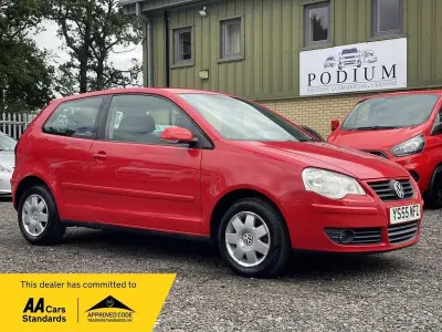 Used VW Polo S 80 HP (58 kW) 2006 Red Hatchback