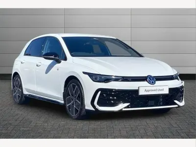Used VW Golf VIII Black Edition 150 HP (110 kW) 2026 Pure white Hatchback