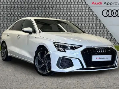 Used Audi A3 S-Line 147 HP (108 kW) 2023 White Sedan