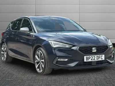 Used Seat Leon FR Sport 150 HP (110 kW) 2022 Midnight black Hatchback