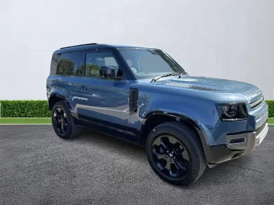 Used Land Rover Defender HSE Dynamic 250 HP (183 kW) 2024 Blue SUV