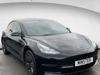 Używany Tesla Model 3 Long Range RWD 11 kW (15 KM) 2023 Sedan/Limuzyna