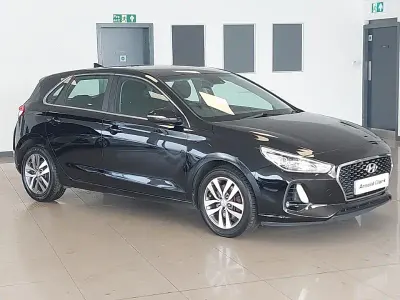 Used Hyundai i30 SE 120 HP (88 kW) 2018 Black Hatchback