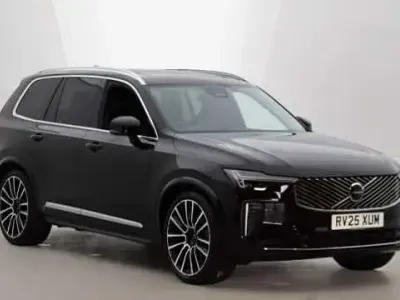 Usado Volvo XC90 Ultra 250 HP (183 kW) 2025 SUV