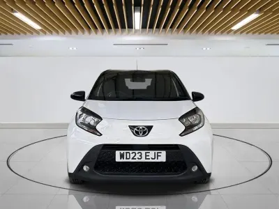 Used Toyota Aygo X 72 HP (52 kW) 2023 White SUV