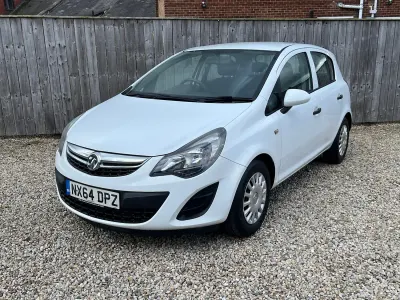 Used Vauxhall Corsa Edition 2015 White Hatchback
