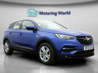 Used Vauxhall Grandland X S 130 HP (95 kW) 2019 Blue SUV