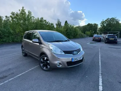 Używany Nissan Note N-TEC 2012 Beżowy Hatchback