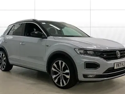 Usado VW T-Roc R-line 150 HP (110 kW) 2021 Prateado SUV