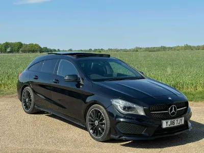 Begagnad Mercedes CLA220 AMG 2016 Svart Sedan