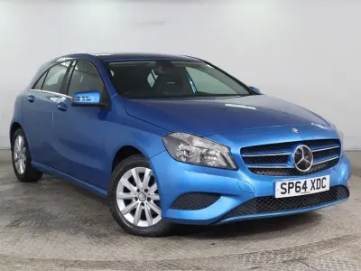 Used Mercedes A180 SE 122 HP (89 kW) 2014 Blue Hatchback
