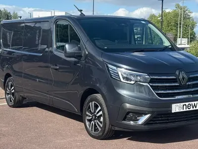 Used Renault Trafic 170 HP (125 kW) 2026 Grey MPV