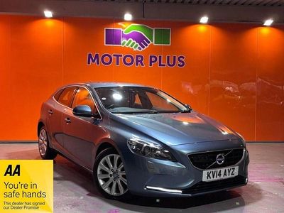 Used Volvo V40 SE Lux 115 HP (84 kW) 2014 Blue Hatchback