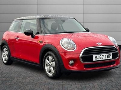Used Mini Cooper Hatch 136 HP (100 kW) 2017 Red Hatchback