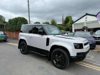 Used Land Rover Defender SE Dynamic 250 HP (183 kW) 2026 Grey SUV