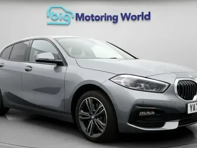 Used BMW 118 Sport Line 136 HP (100 kW) 2024 Grey Hatchback