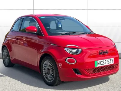Used Fiat 500e Red 69 kW (95 HP) 2023 Red Hatchback