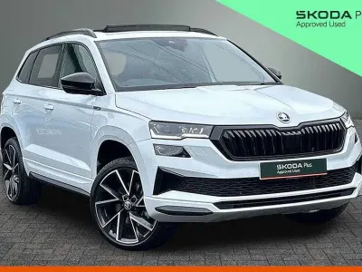 Used Skoda Karoq SportLine 110 HP (80 kW) 2023 Moon white metallic SUV