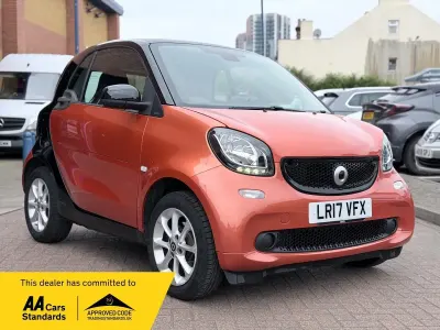 Usado Smart ForTwo Coupé Passion 71 HP (52 kW) 2017 Laranja Coupé