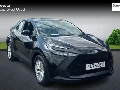 Used Toyota C-HR 140 HP (102 kW) 2025 Black SUV