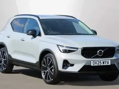 Second-hand Volvo XC40 Ultra 163 CP (119 kW) 2025 SUV