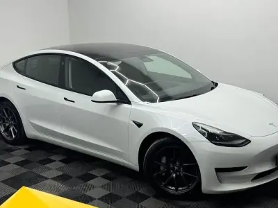 Used Tesla Model 3 Standard Range 208 kW (283 HP) 2021 White Sedan