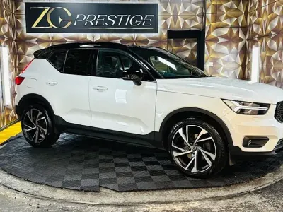 Begagnad Volvo XC40 R-Design Pro 197 HK (144 kW) 2021 Vit SUV