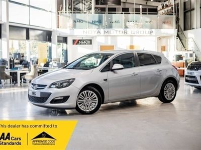 used Vauxhall Astra Hatchback (2014/14)1.4i 16V Excite (10/13-) 5d