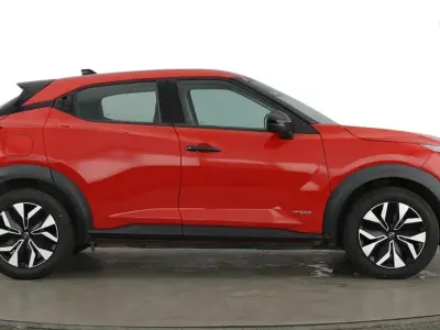 Used Nissan Juke Acenta Premium 143 HP (105 kW) 2024 Red SUV