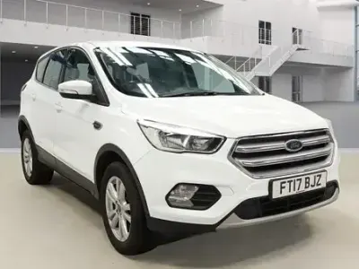 Used Ford Kuga Zetec 120 HP (88 kW) 2017 White SUV