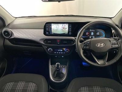 Usado Hyundai i10 Premium 79 HP (58 kW) 2025 Preto Citadino