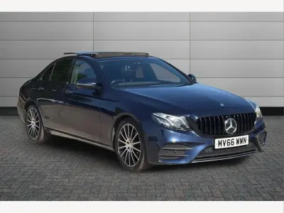 Used Mercedes E220 Premium Plus 194 HP (142 kW) 2016 Blue Sedan