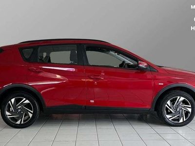 Begagnad Hyundai Bayon SE 99 HK (72 kW) 2023 Röd SUV