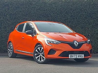 Used Renault Clio V Evolution 145 HP (106 kW) 2023 Orange Hatchback