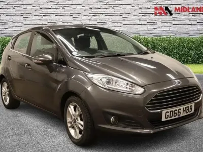 Used Ford Fiesta Zetec 98 HP (72 kW) 2017 Grey Hatchback