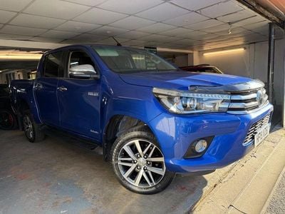 Usado Toyota HiLux 150 HP (110 kW) 2019 Azul Pickup
