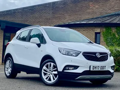 Used Vauxhall Mokka X Active 115 HP (84 kW) 2017 White SUV