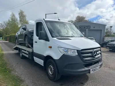 Gebraucht Mercedes Sprinter 163 PS (119 kW) 2019 Weiß Van