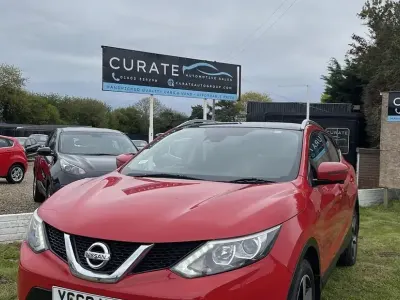 Usado Nissan Qashqai N-Connecta 130 HP (95 kW) 2016 SUV